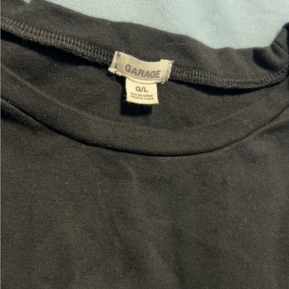 Black Graphic Tee with 'Reading is Hot' Print - Picture 3 of 3